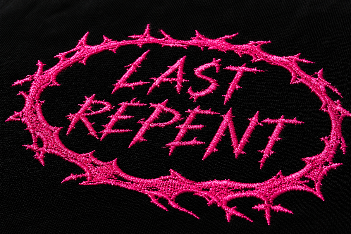 "FINAL REPENT" layered tee